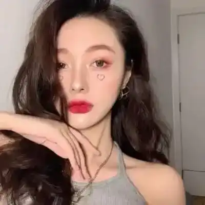 纪榕茜